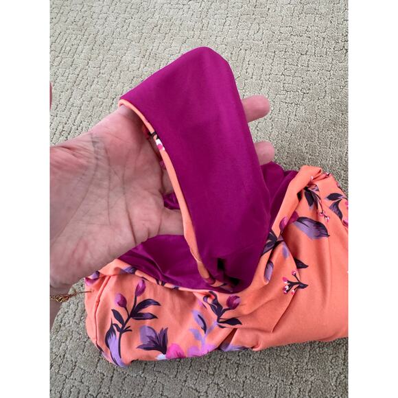 BECCA by Rebecca Virtue Full Bloom Arabella Asymmetrical Swimsuit Medium - Picture 5 of 7